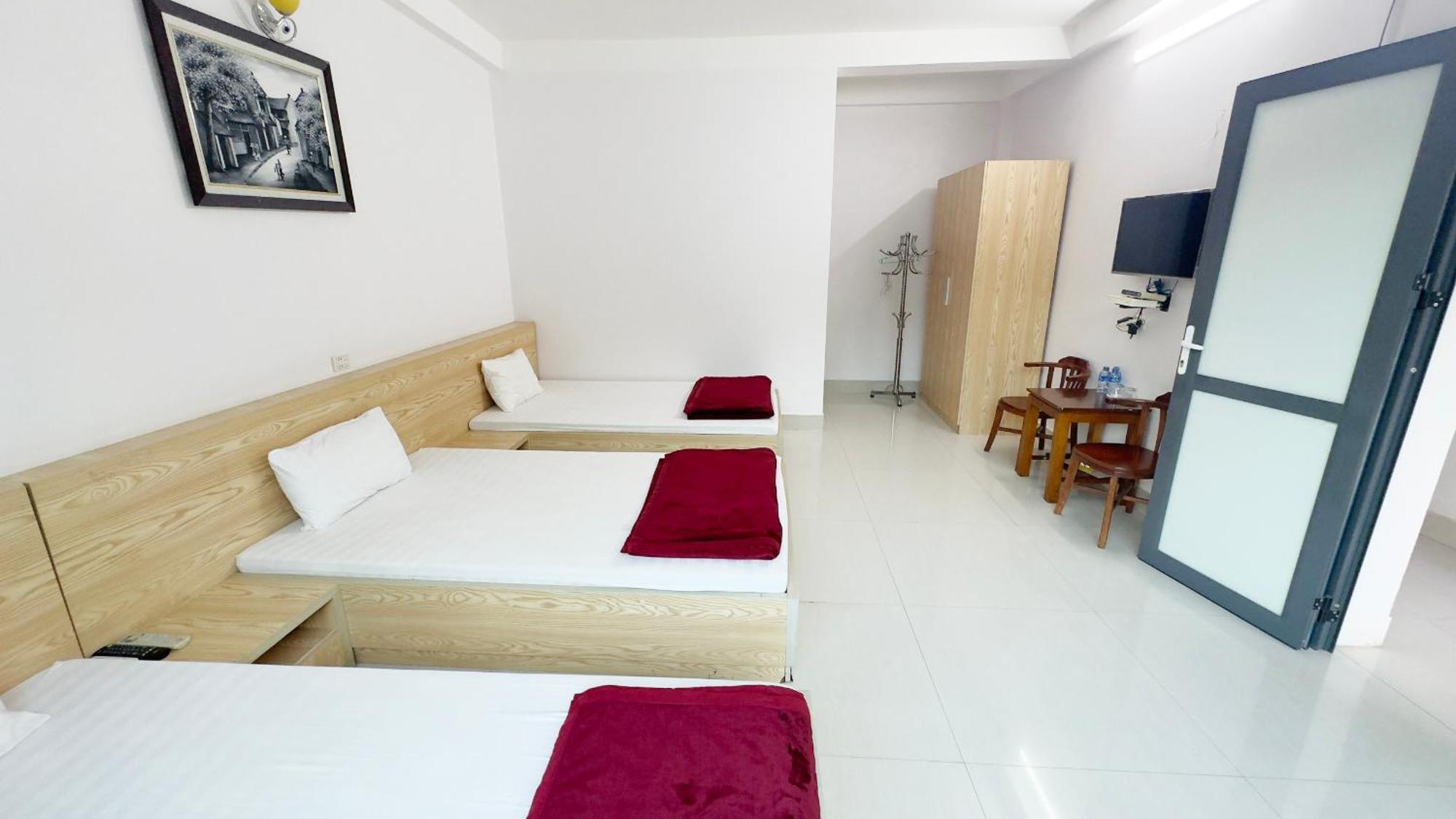 Quy Anh Hotel Bao Lac Town Exterior foto