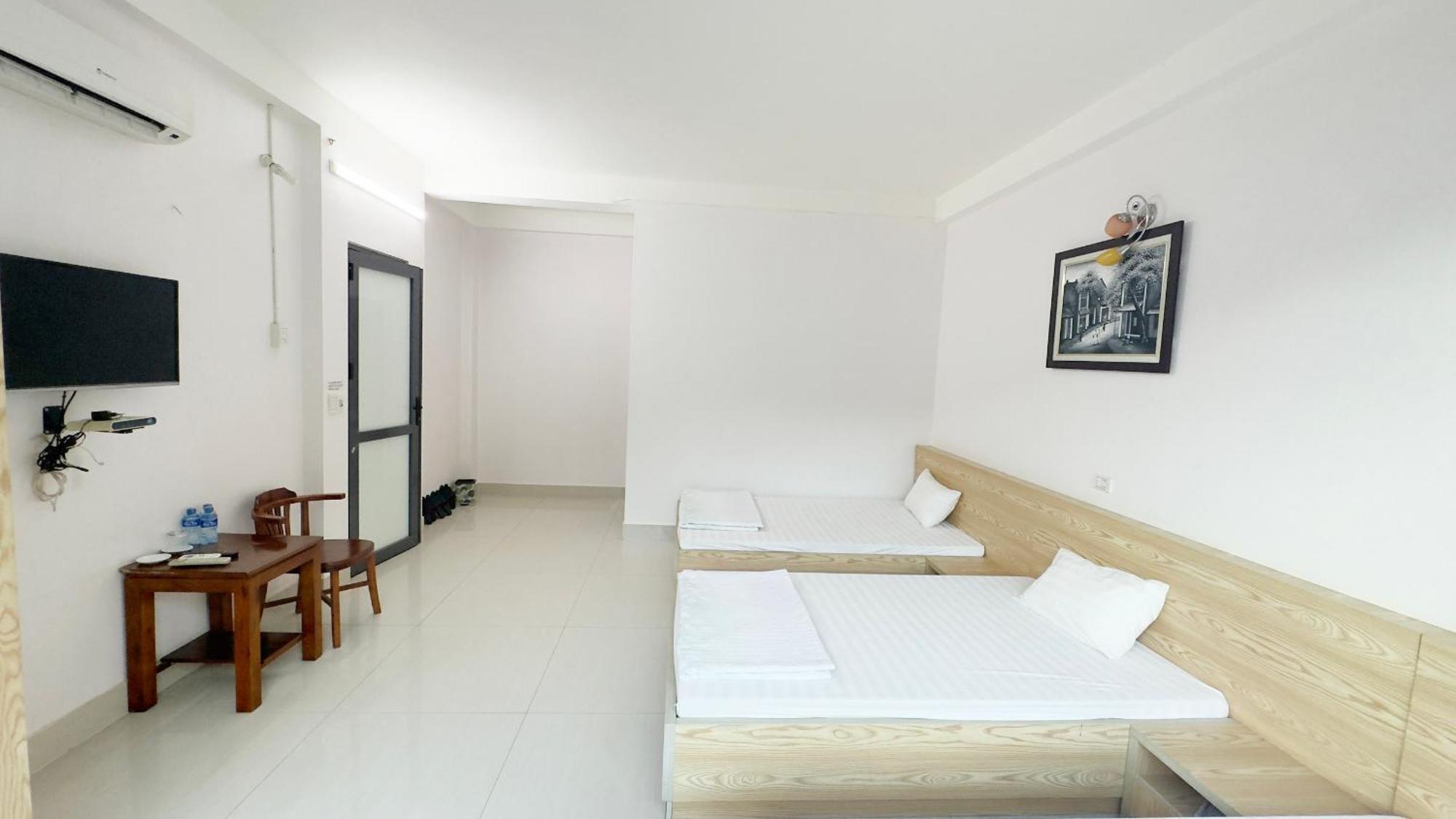 Quy Anh Hotel Bao Lac Town Exterior foto