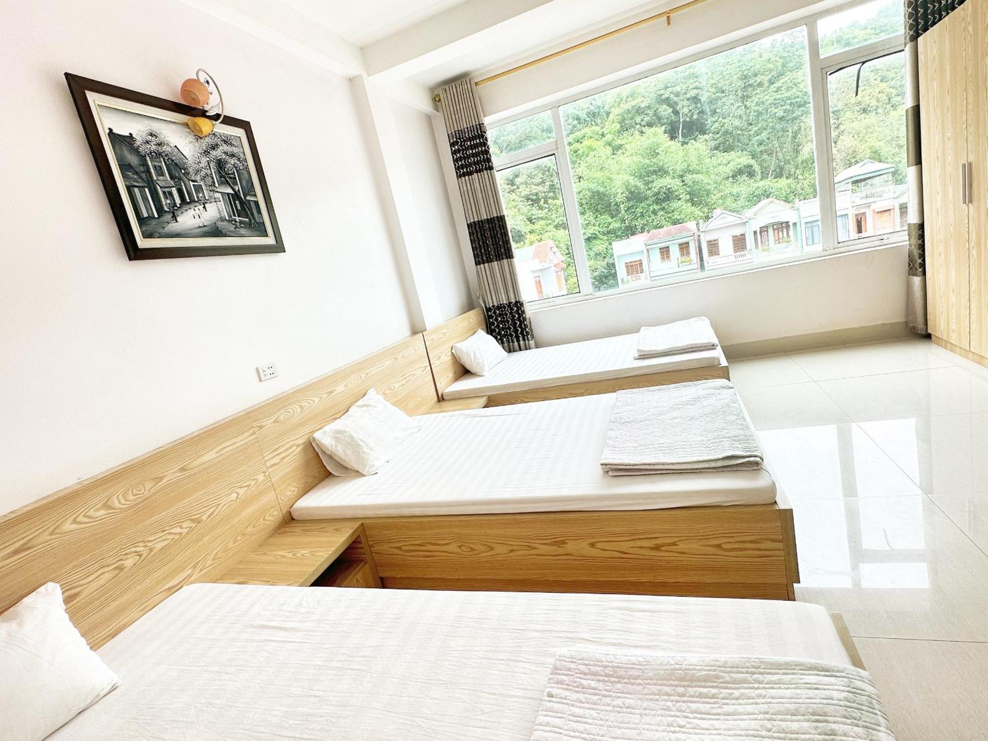 Quy Anh Hotel Bao Lac Town Exterior foto